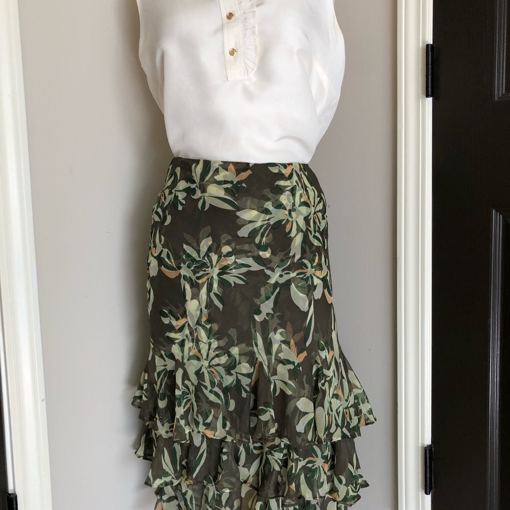 Alfani silk skirt size 12 floral pattern